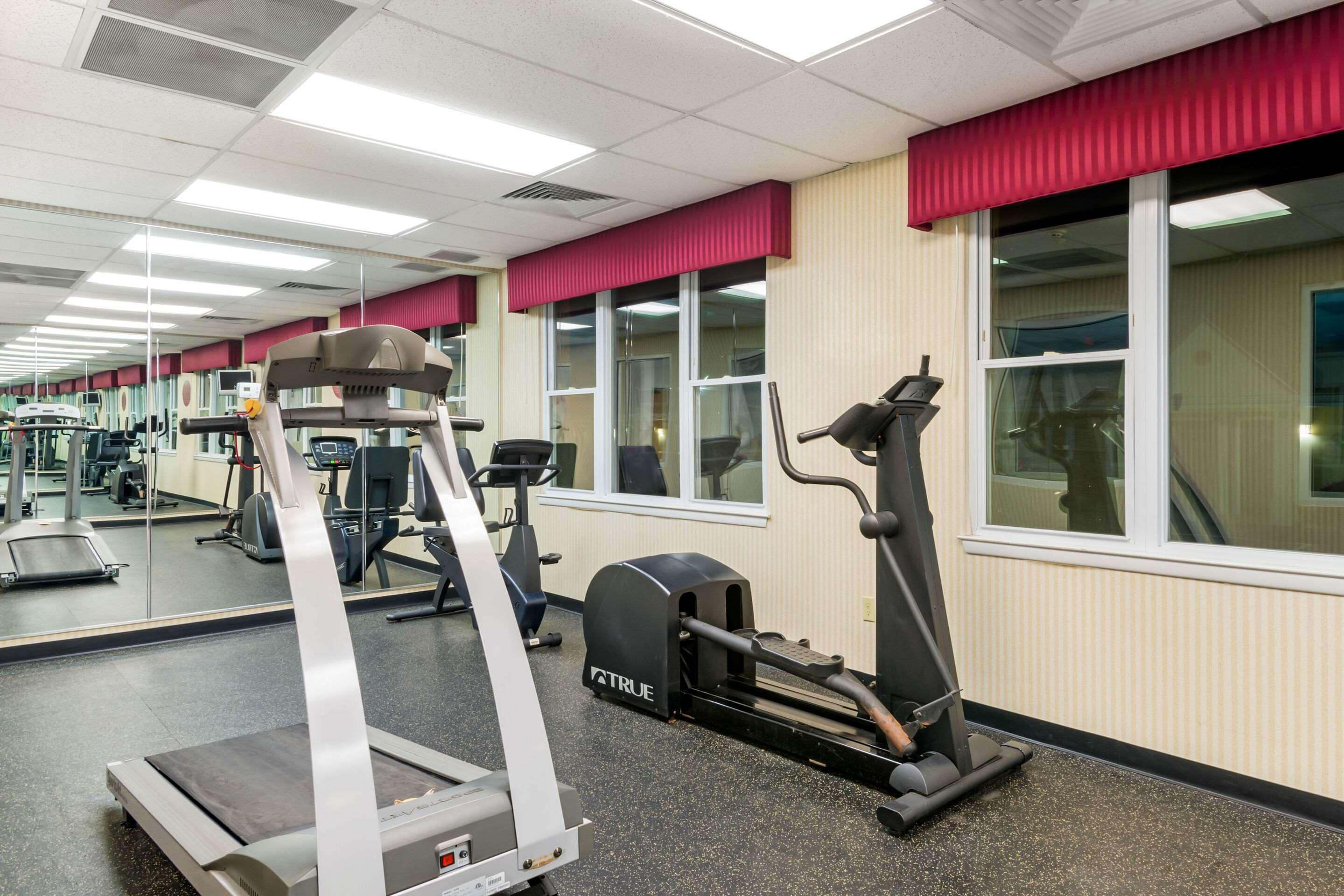 Quality Inn Poughkeepsie Exterior photo