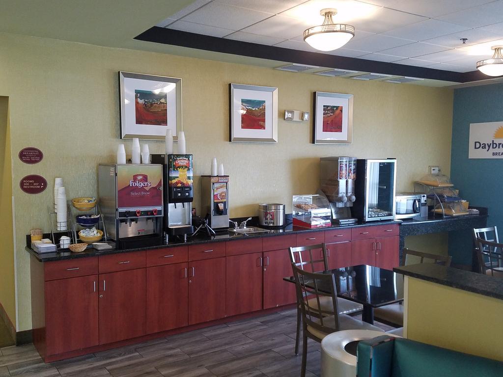 Quality Inn Poughkeepsie Exterior photo