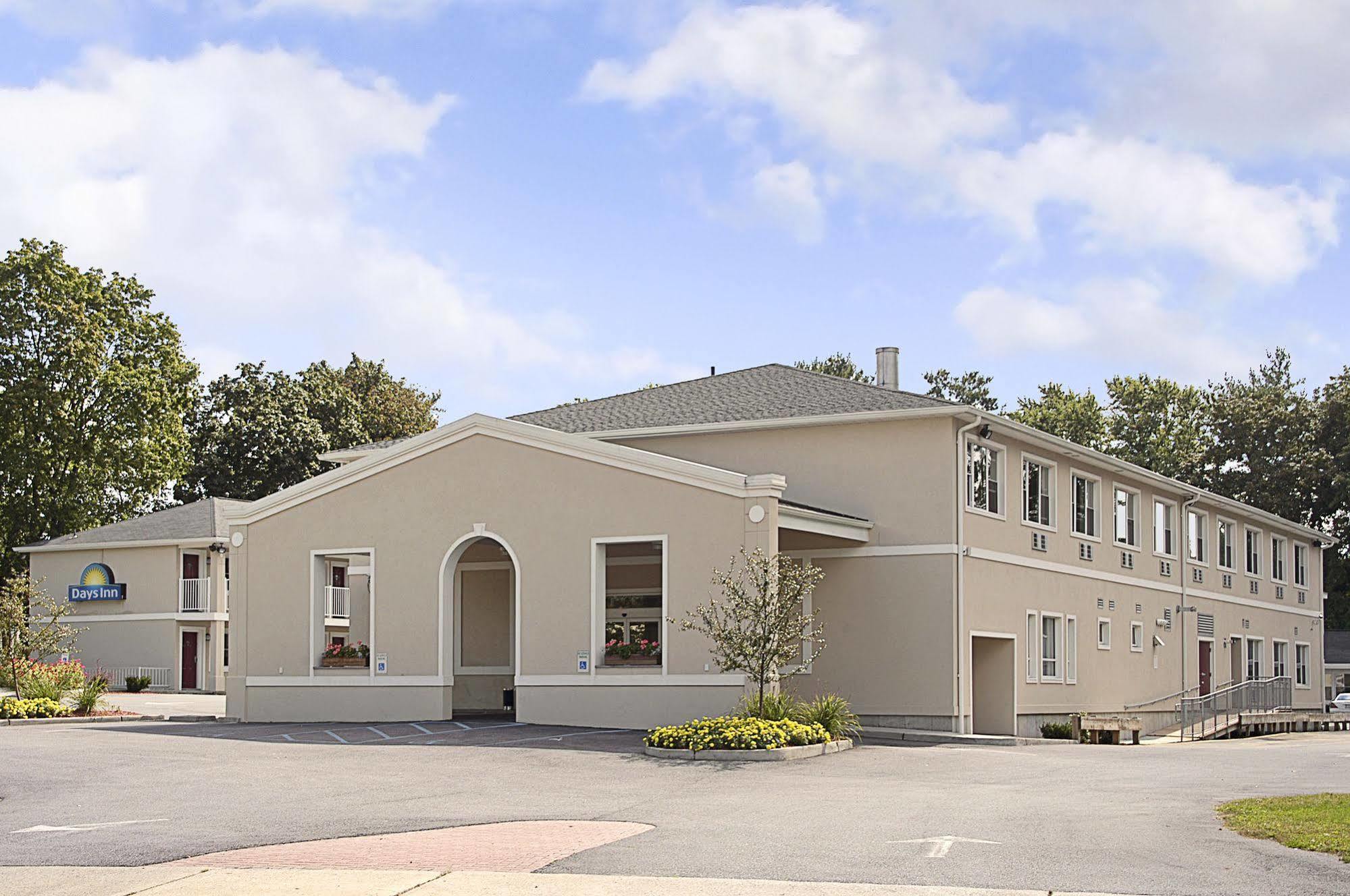 Quality Inn Poughkeepsie Exterior photo